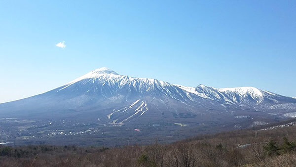 八幡平アスピーテラインから岩手山